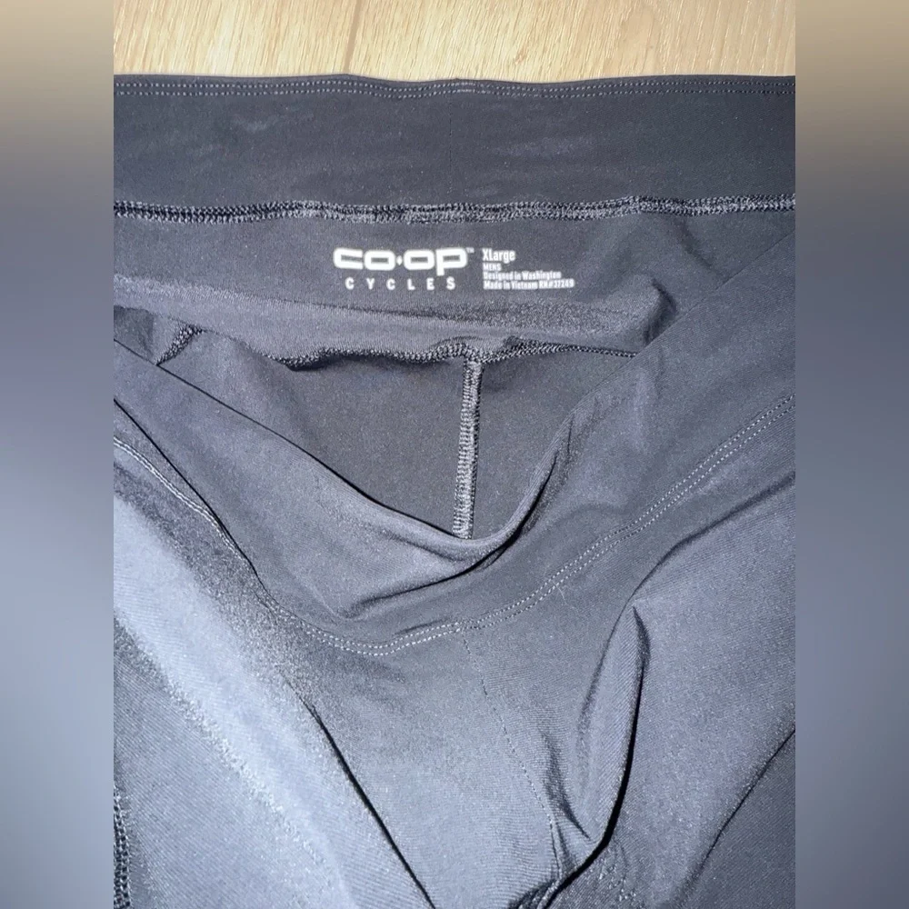 Co-Op Cycles Black Padded Bike Cycling Shorts Men’s XL